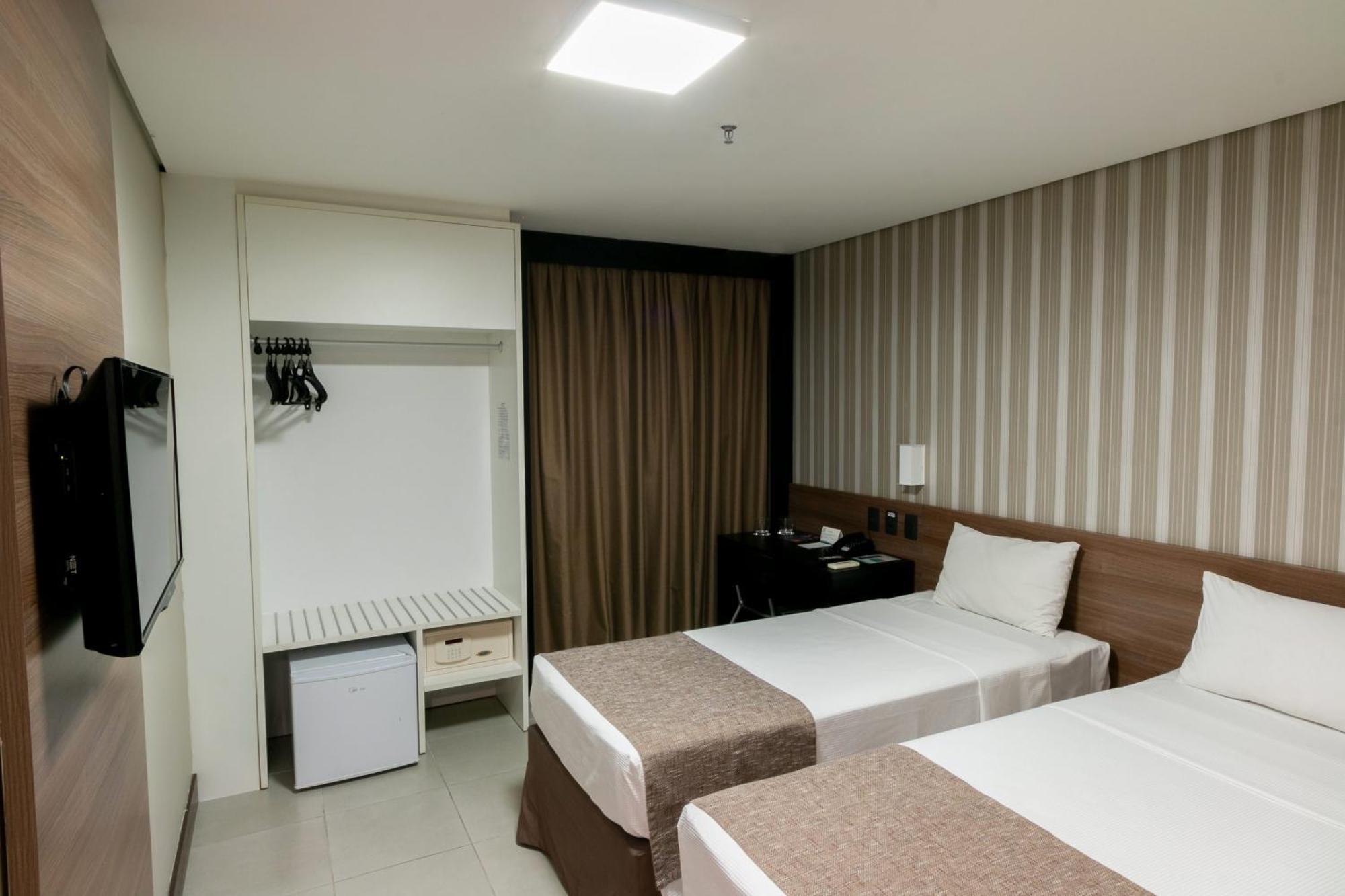 Wa Hotel Caruaru Esterno foto